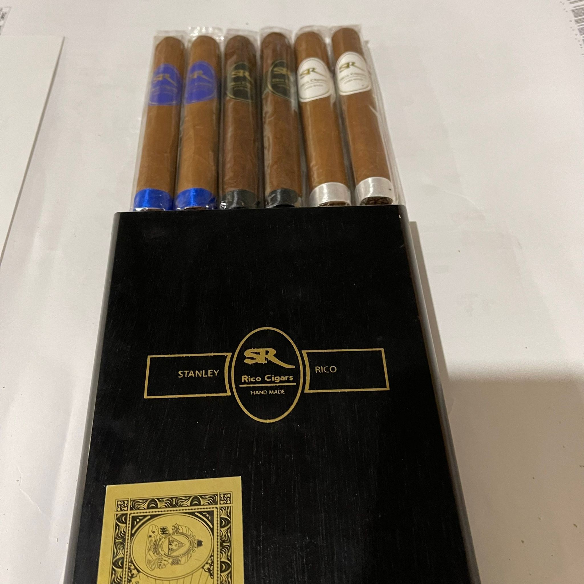PAQUETE SURTIDO SR RICO CIGARS