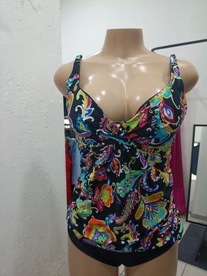 Traje de baño de una pieza blusa (Nuevo) Anne Cole.