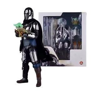 Star Wars: The Mandalorian MAFEX No.256 The Mandalorian (Chrome Ver.) Action Figure KO