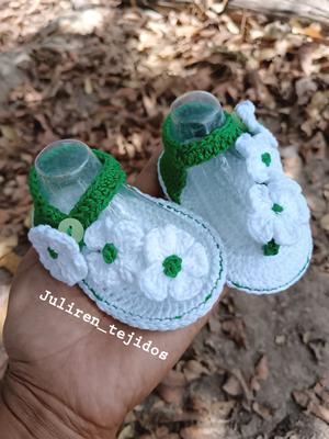 Sandalias Verdes con flores