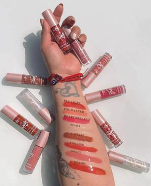 Italia Deluxe Lip Gloss, Fill-In Thirsty