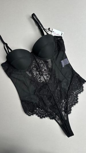 Bodysuit negro encaje Talla M 