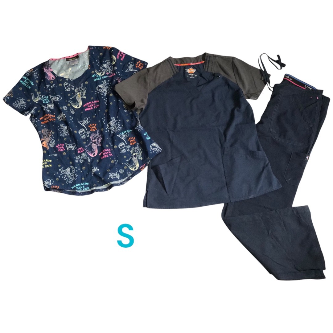 Set uniforme azul marino