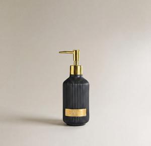 DISPENSADOR DE JABON-BAÑO/NEGRO 6.8X6.8X19CM
