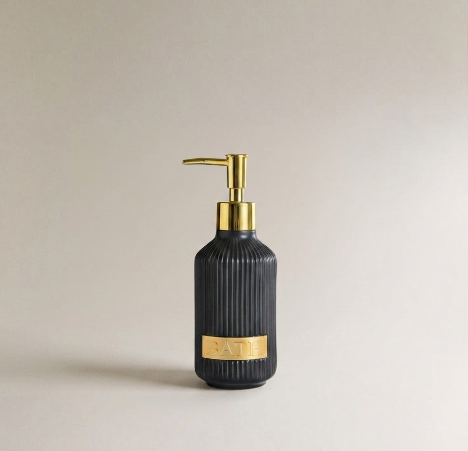 DISPENSADOR DE JABON-BAÑO/NEGRO 6.8X6.8X19CM