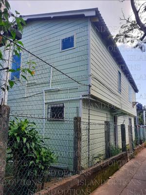 COMMERCIAL BUILDING FOR SALE ON UTILA, BAY ISLANDS OF HONDURAS