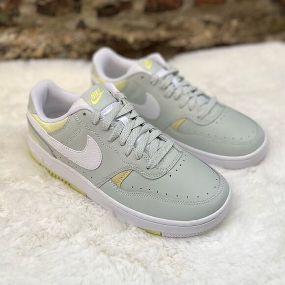 Original Nike Gamma Force sz 8.5 