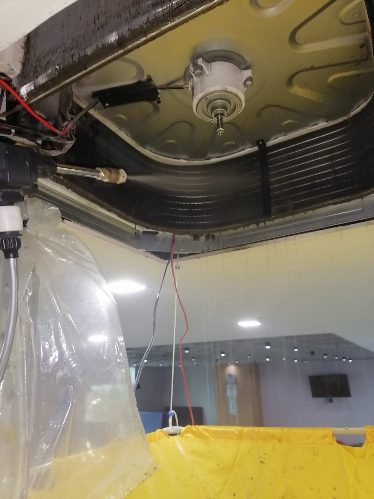 mantenimiento de aire acondicionado casette