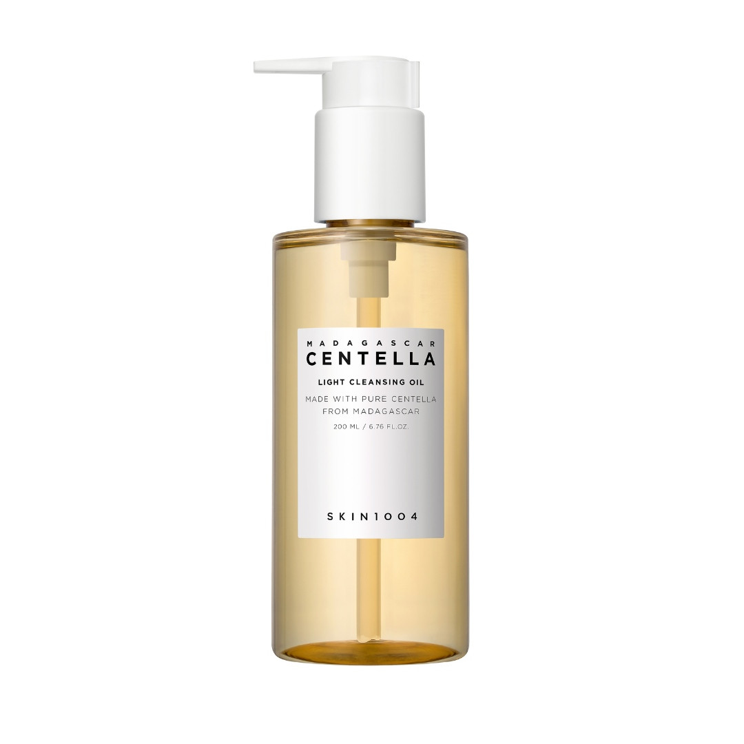 Madagascar Centella Light Cleansing Oil