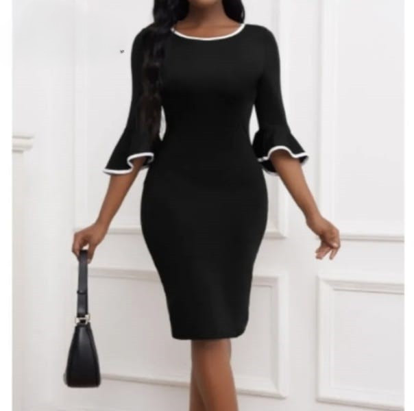 Vestido ajustado con mangas acampanadas ✨👗