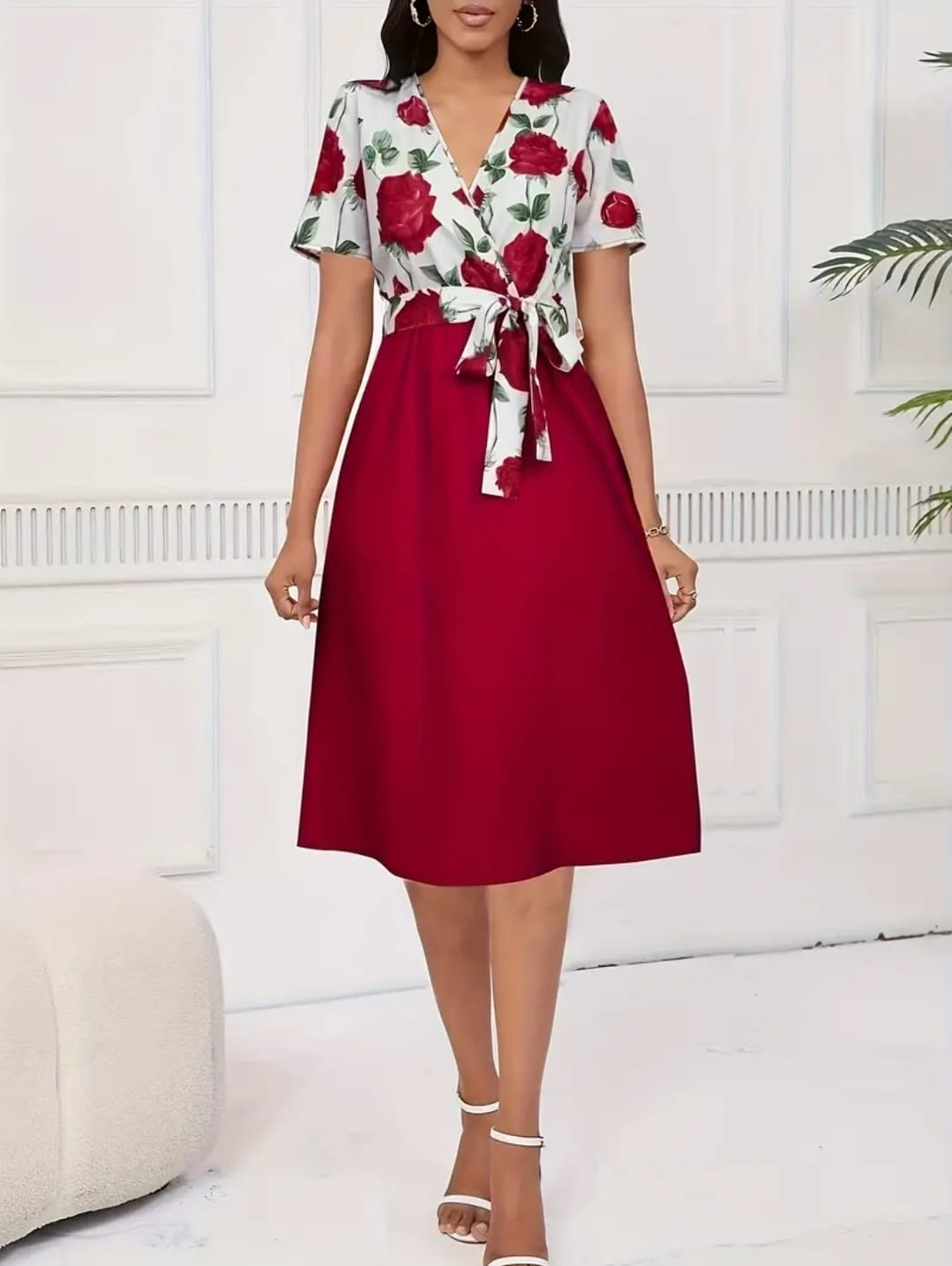 Vestido maxi floral con cinturón