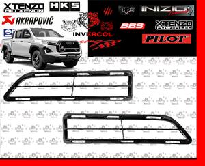 SET PARRILLA INFERIOR DE BUMPER TOYOTA HILUX REVO 2021+