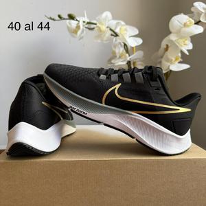 Tenis NIKE