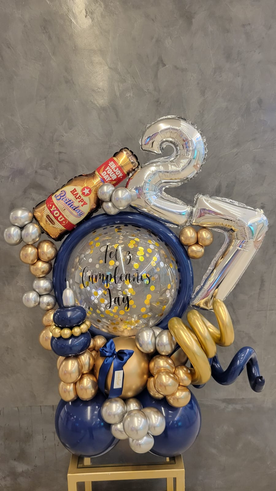 The "Cheers" Maxi Bouquet