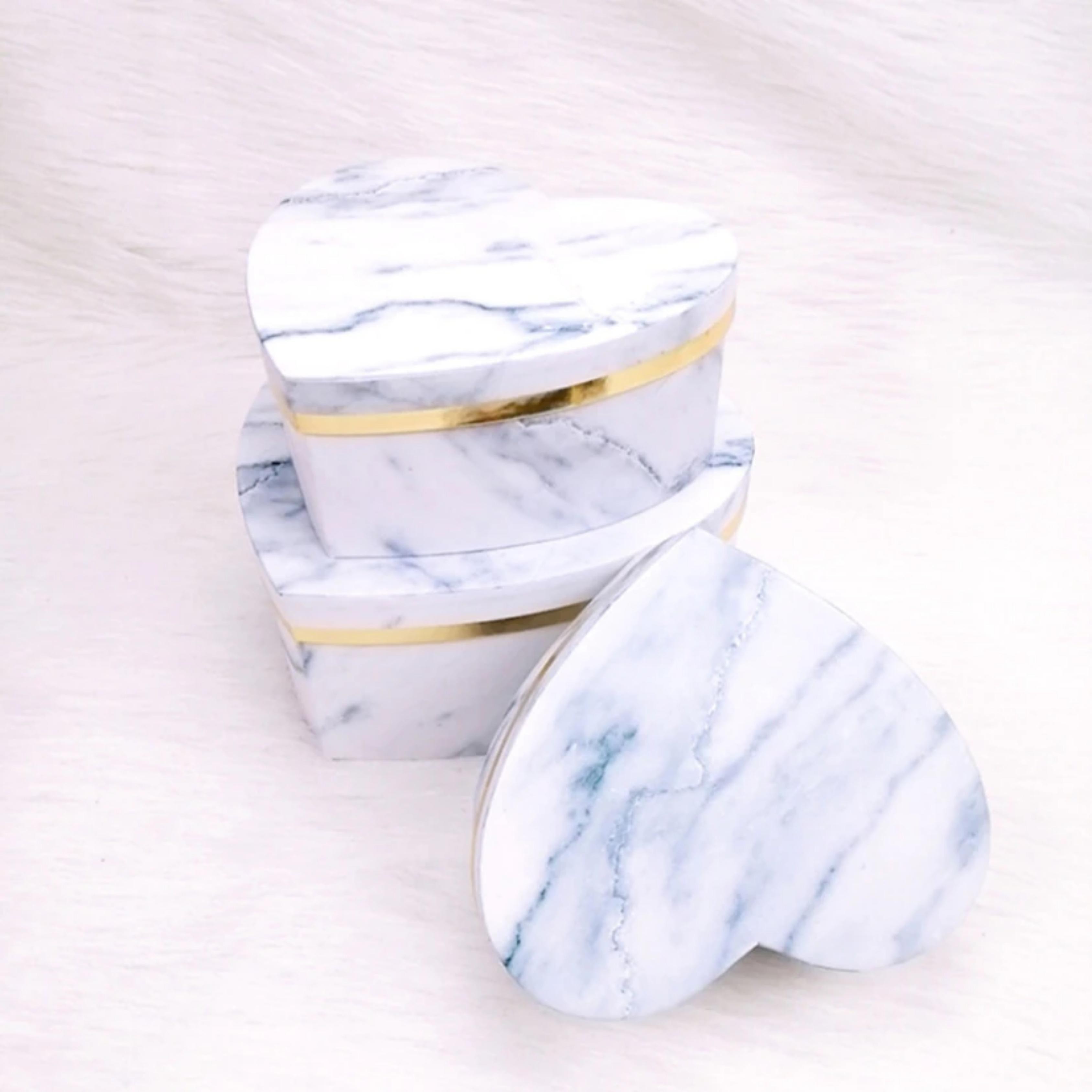 FLOWER BOX SET CORAZÓN MARMOLEADO